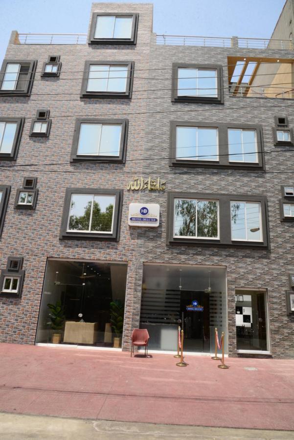 Hotel Deluxe Lahore Exterior foto